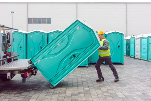 Portable Toilet Options We Offer in Rainbow, CA